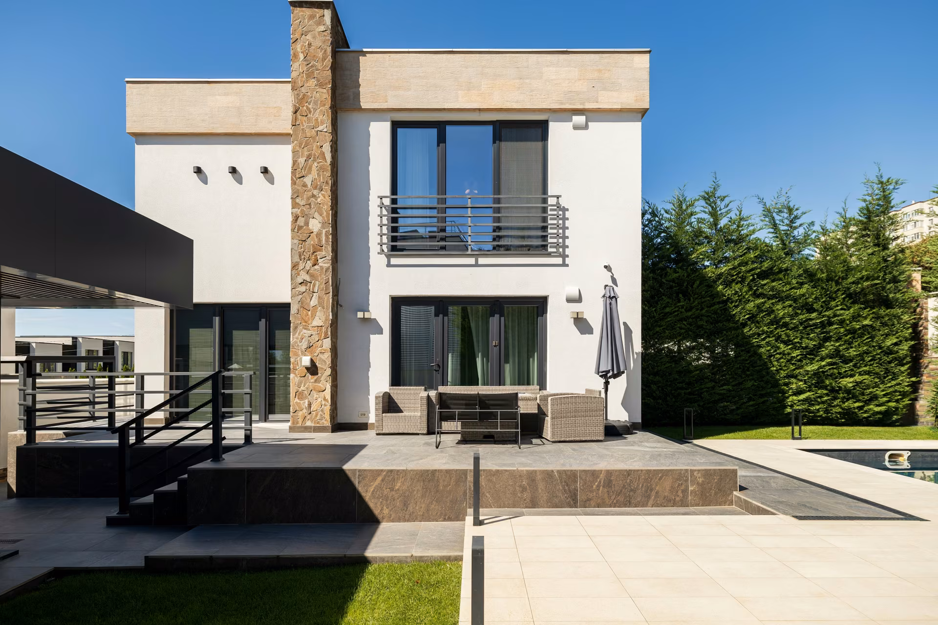 PVC or Aluminium Windows? The Differences That Really Matter