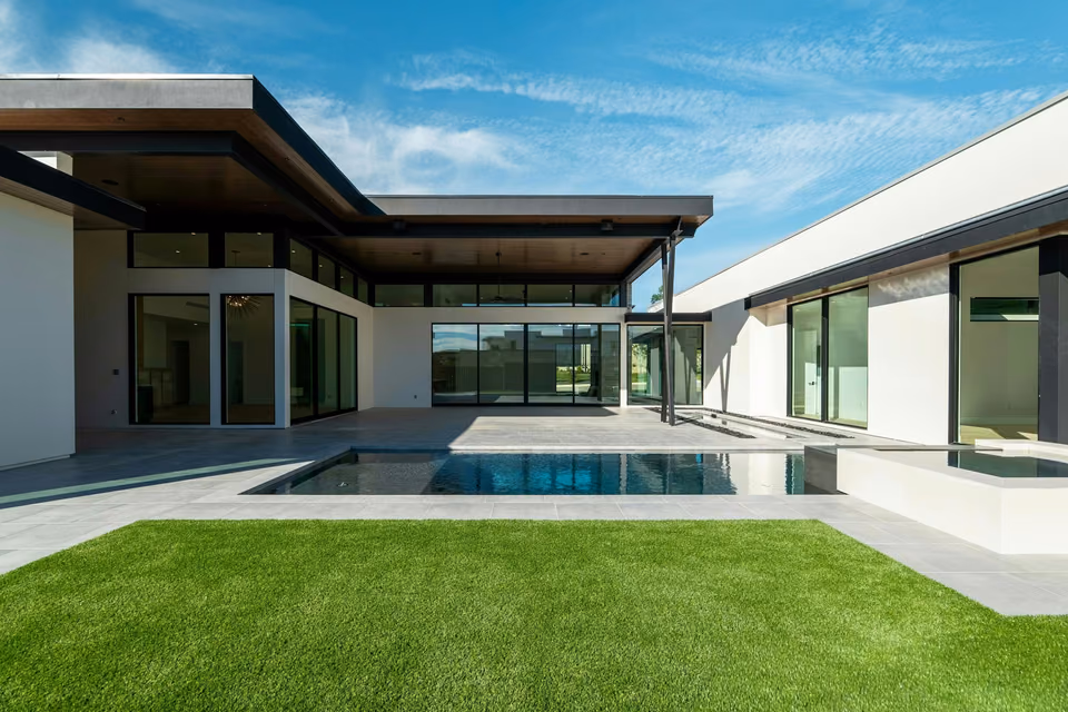 Choosing the Right Windows for Your Home: What Really Matters